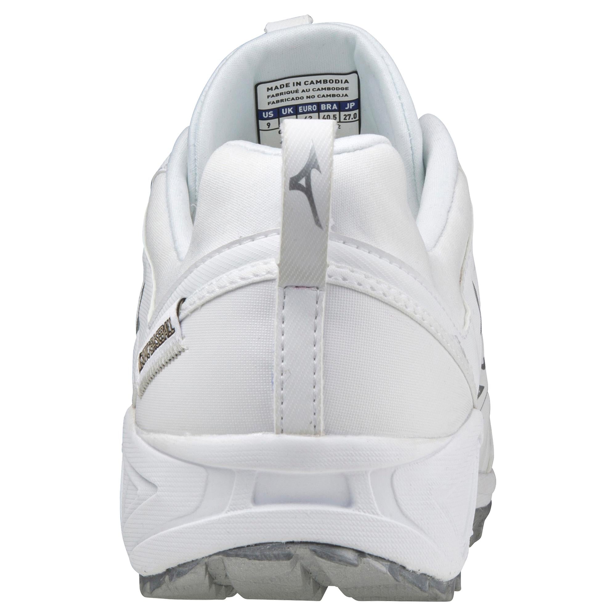 Mizuno Ambition 2 All Surface Low Men's Turf Shoe
