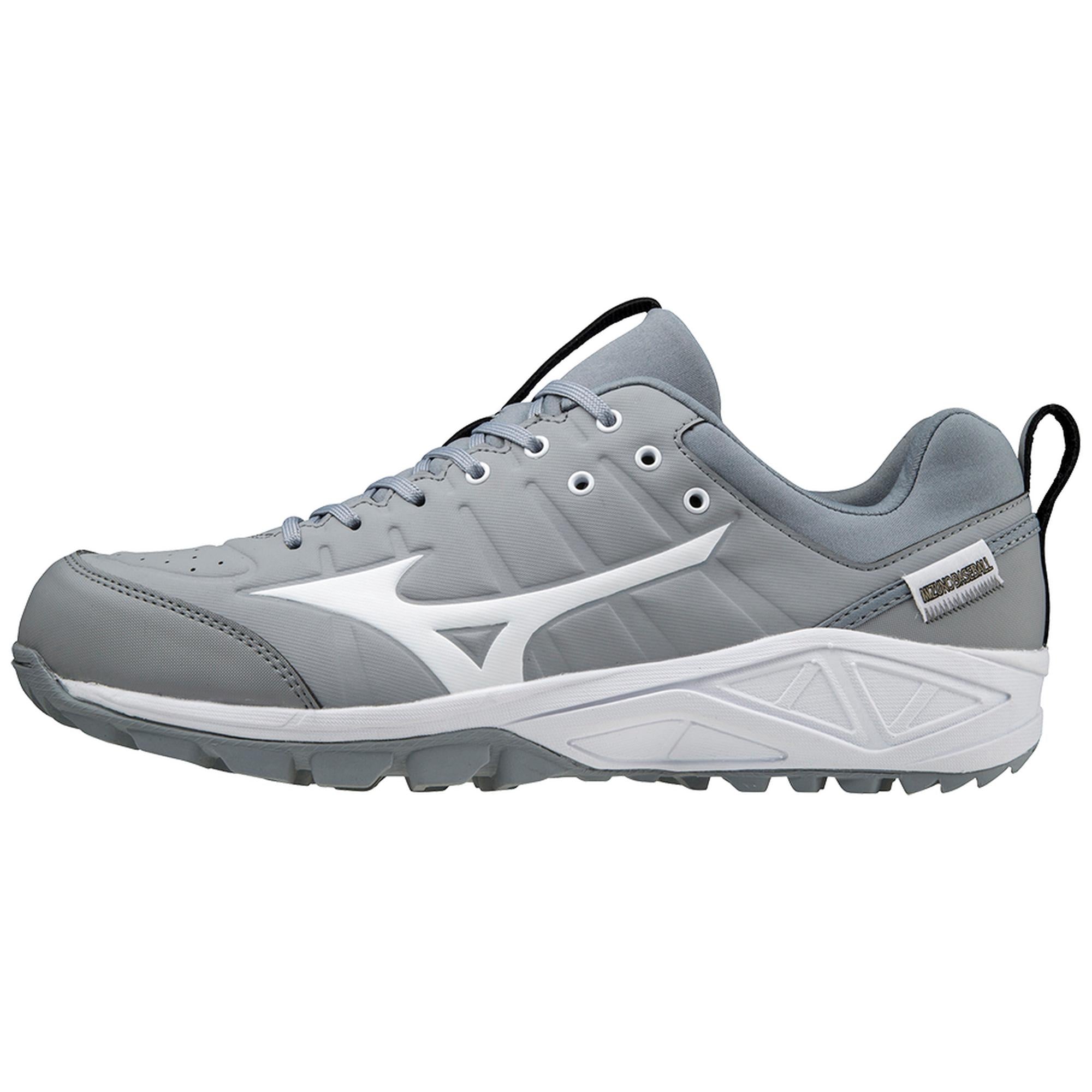 Mizuno Ambition 2 All Surface Low Men's Turf Shoe