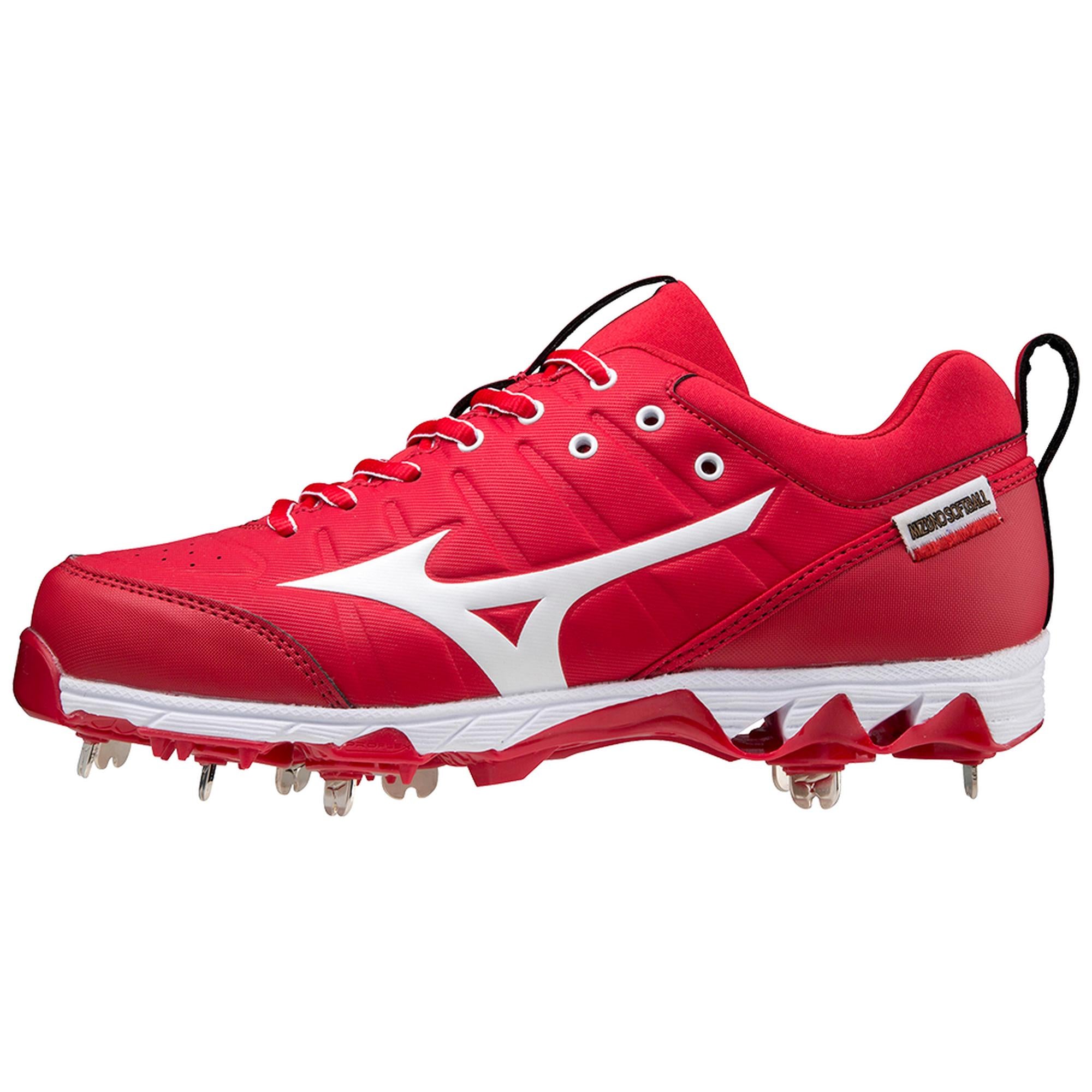 9-Spike Swift 7 Low Womens Metal Softball Cleat
