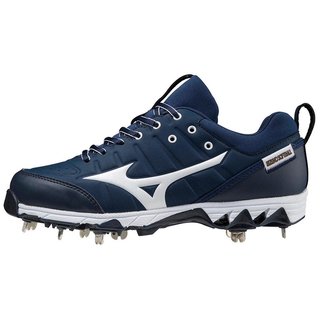 9-Spike Swift 7 Low Womens Metal Softball Cleat