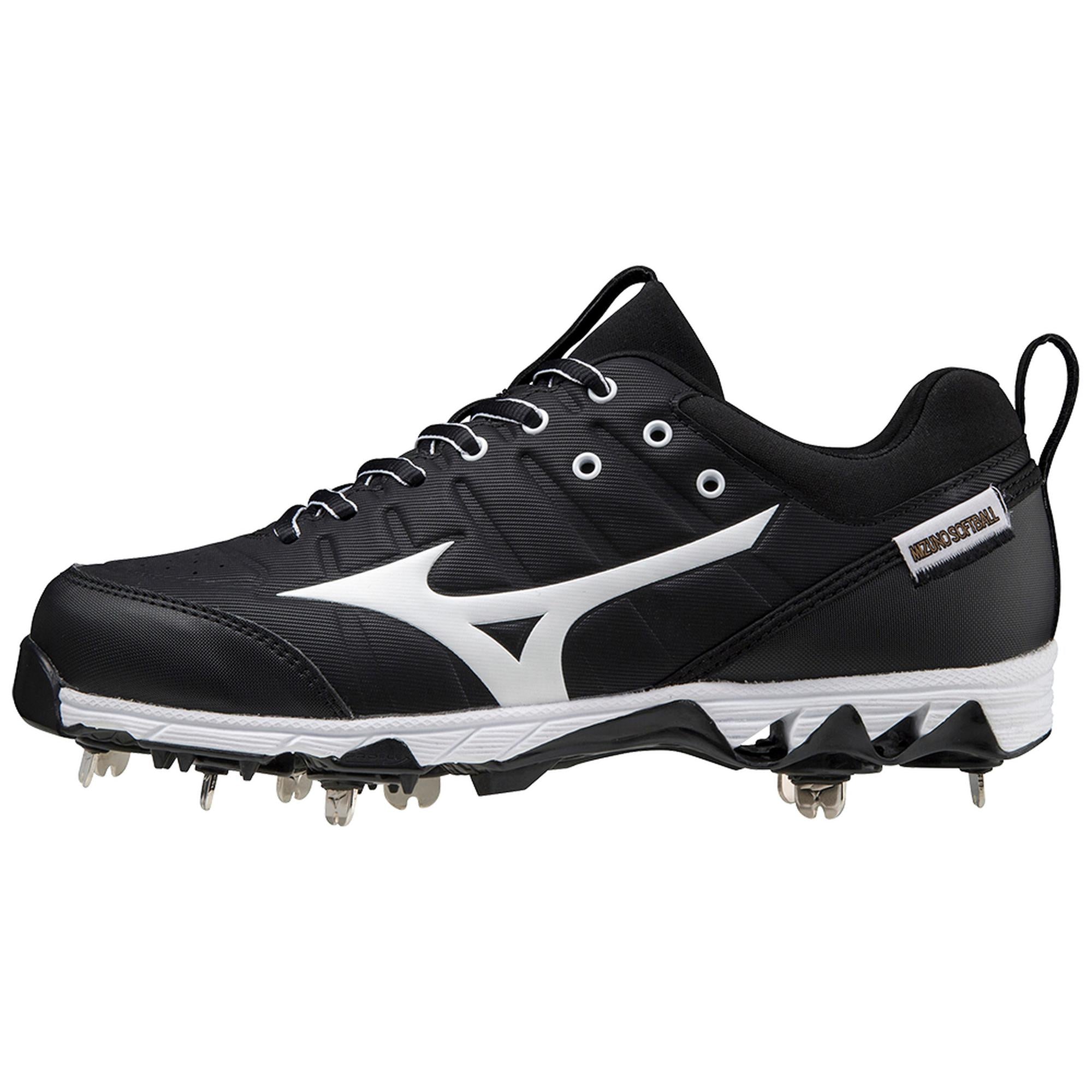 9-Spike Swift 7 Low Womens Metal Softball Cleat