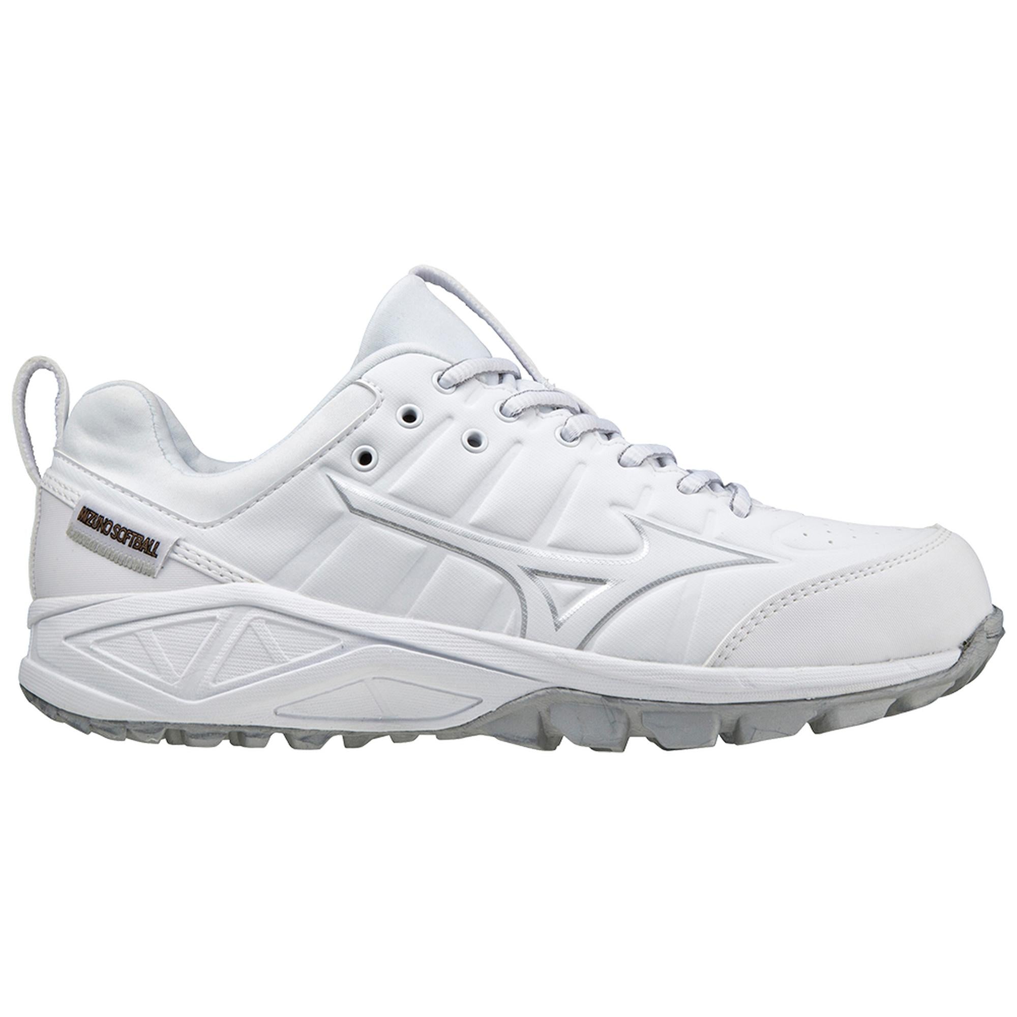 Mizuno Ambition 2 All Surface Low Women's Turf Shoe