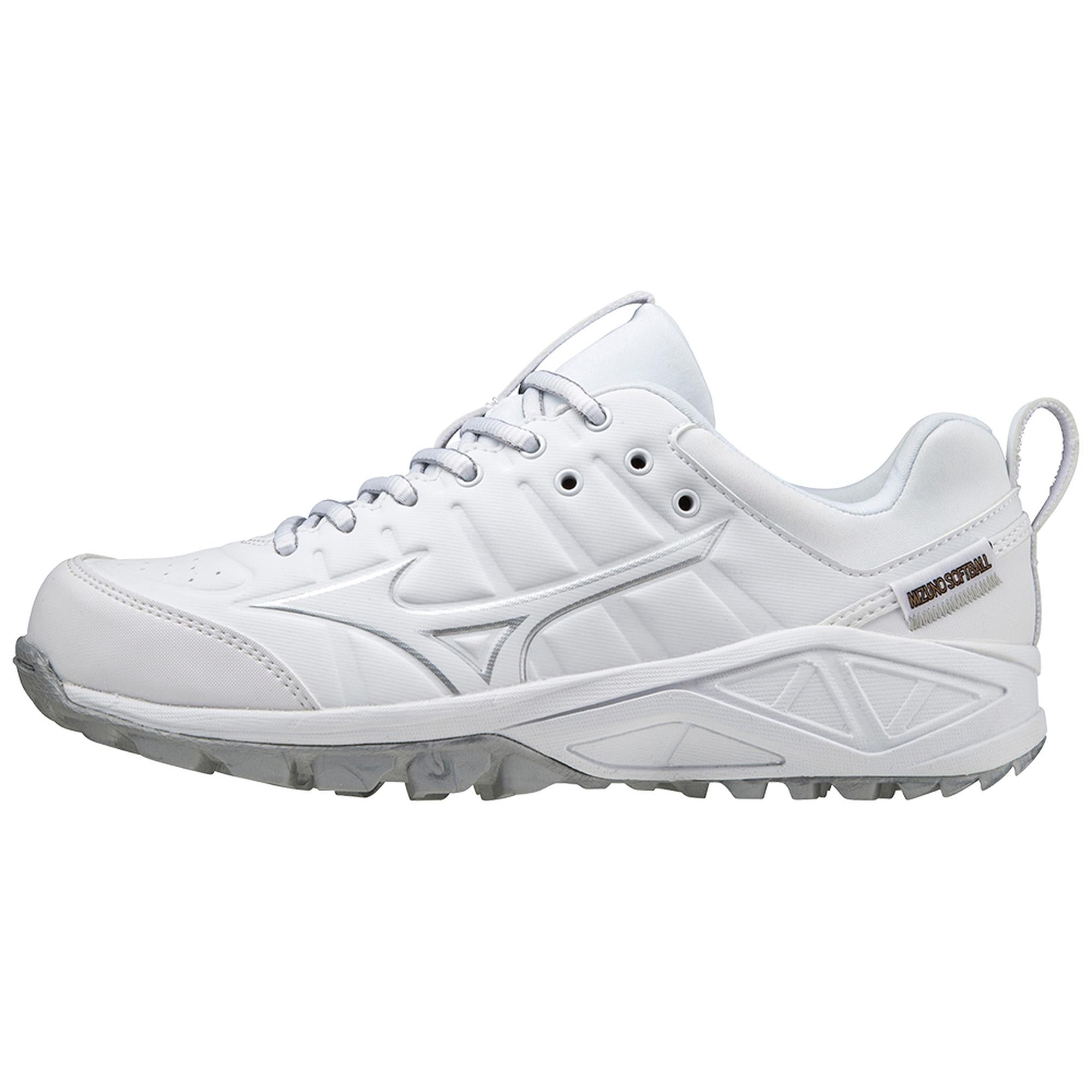 Mizuno Ambition 2 All Surface Low Women's Turf Shoe