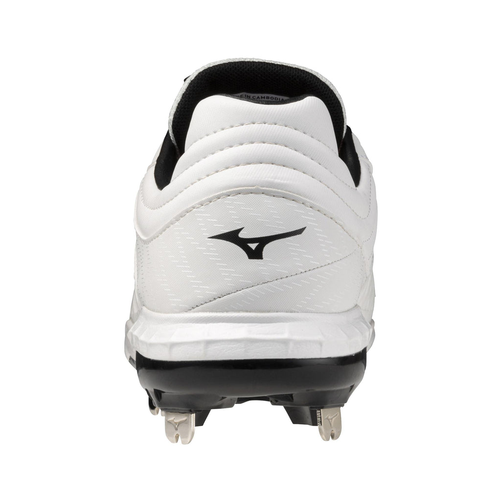 Women's Mizuno Pro FP Low Metal Fastpitch Softball Cleat