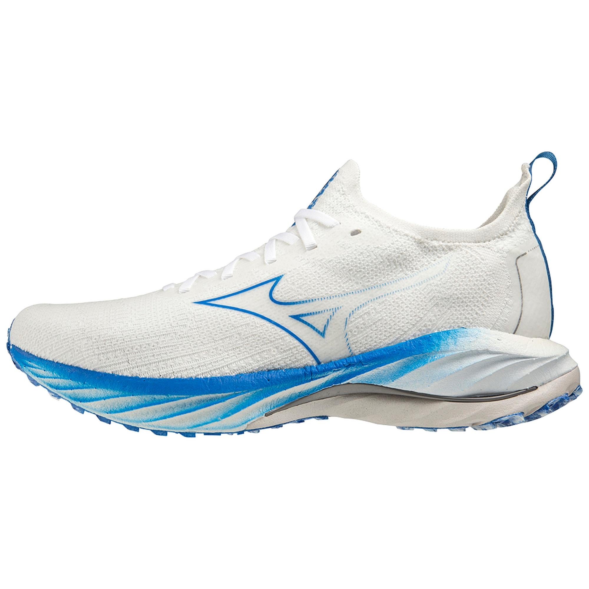 Men's Wave Neo Wind Running Shoe