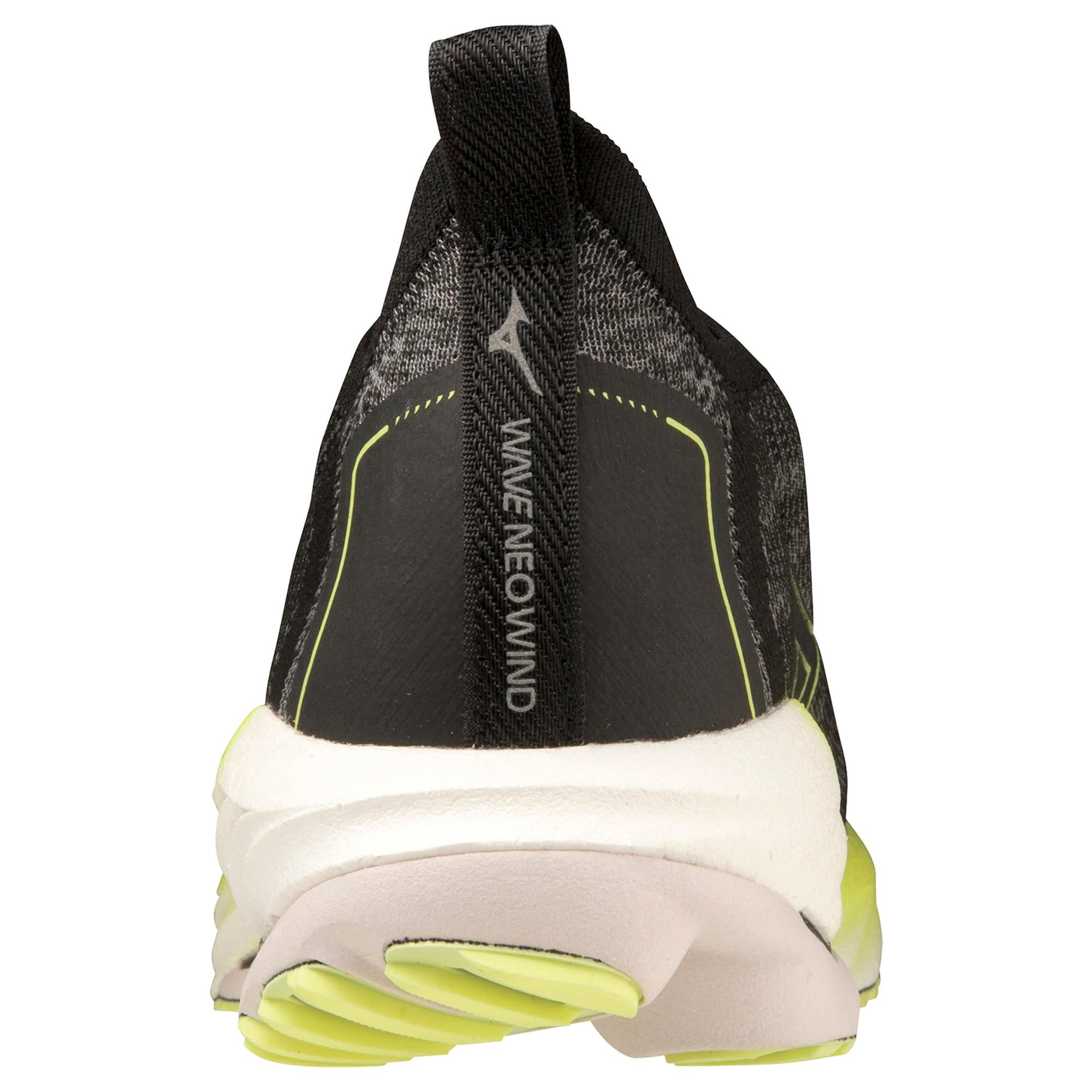 Men's Wave Neo Wind Running Shoe