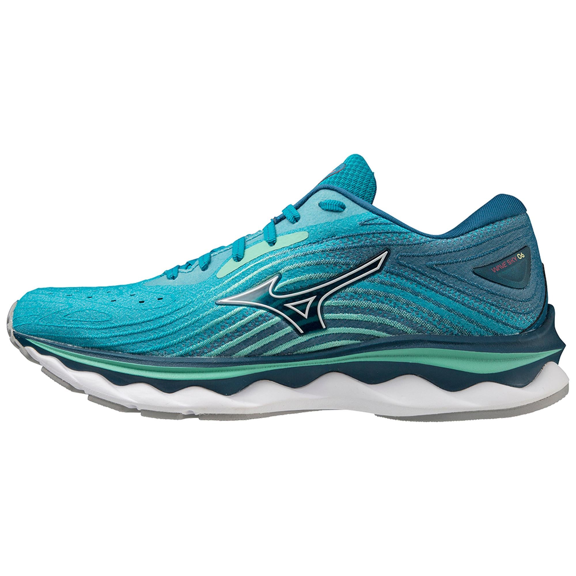Women's Wave Sky 6 Running Shoe
