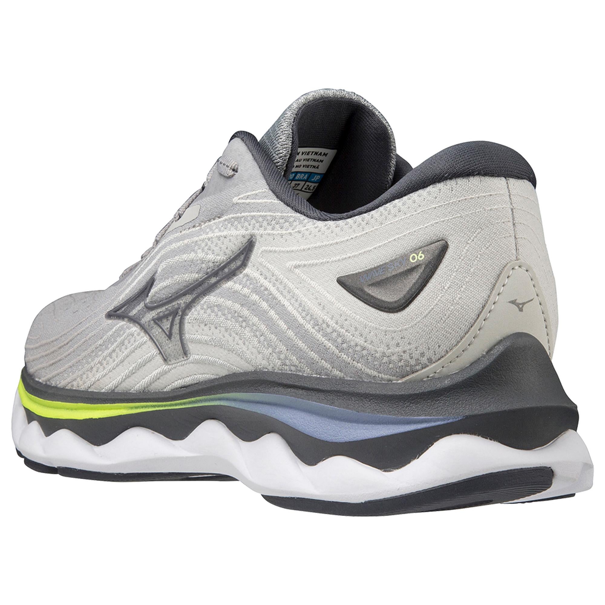 Women's Wave Sky 6 Running Shoe