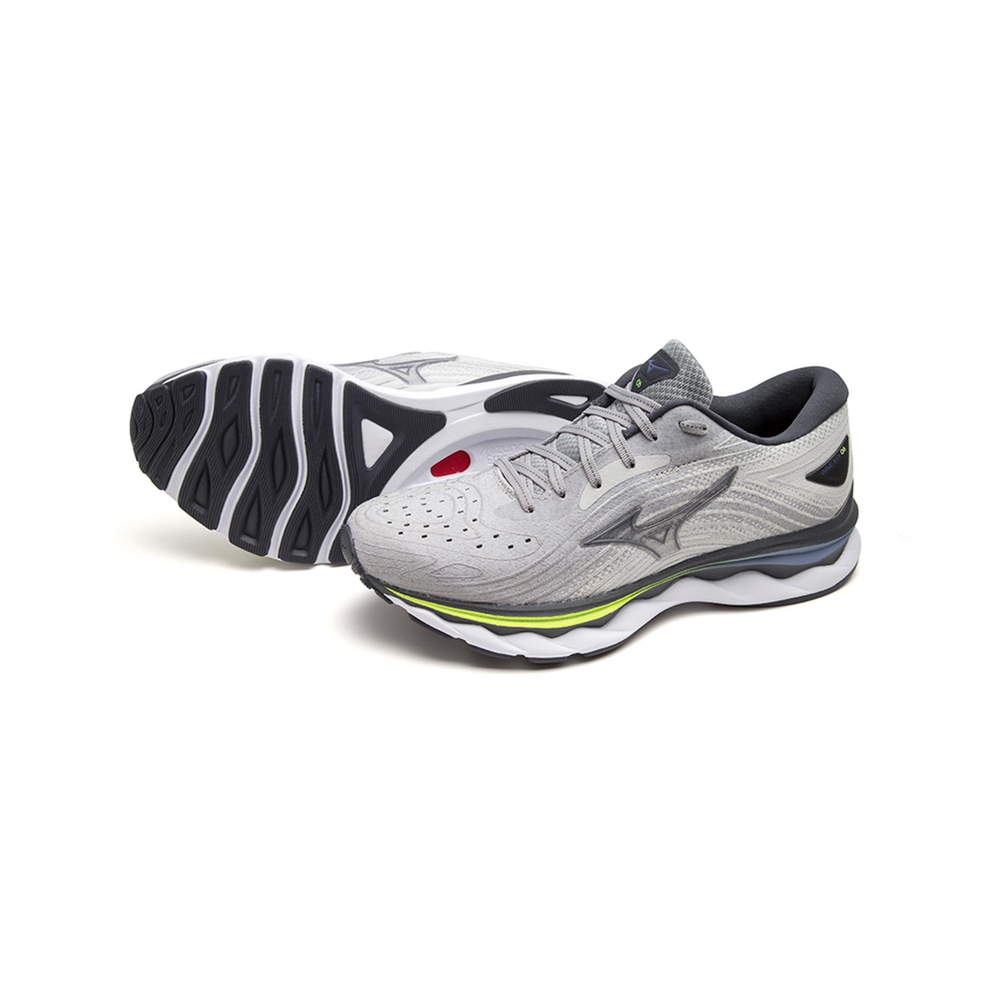 Women's Wave Sky 6 Running Shoe