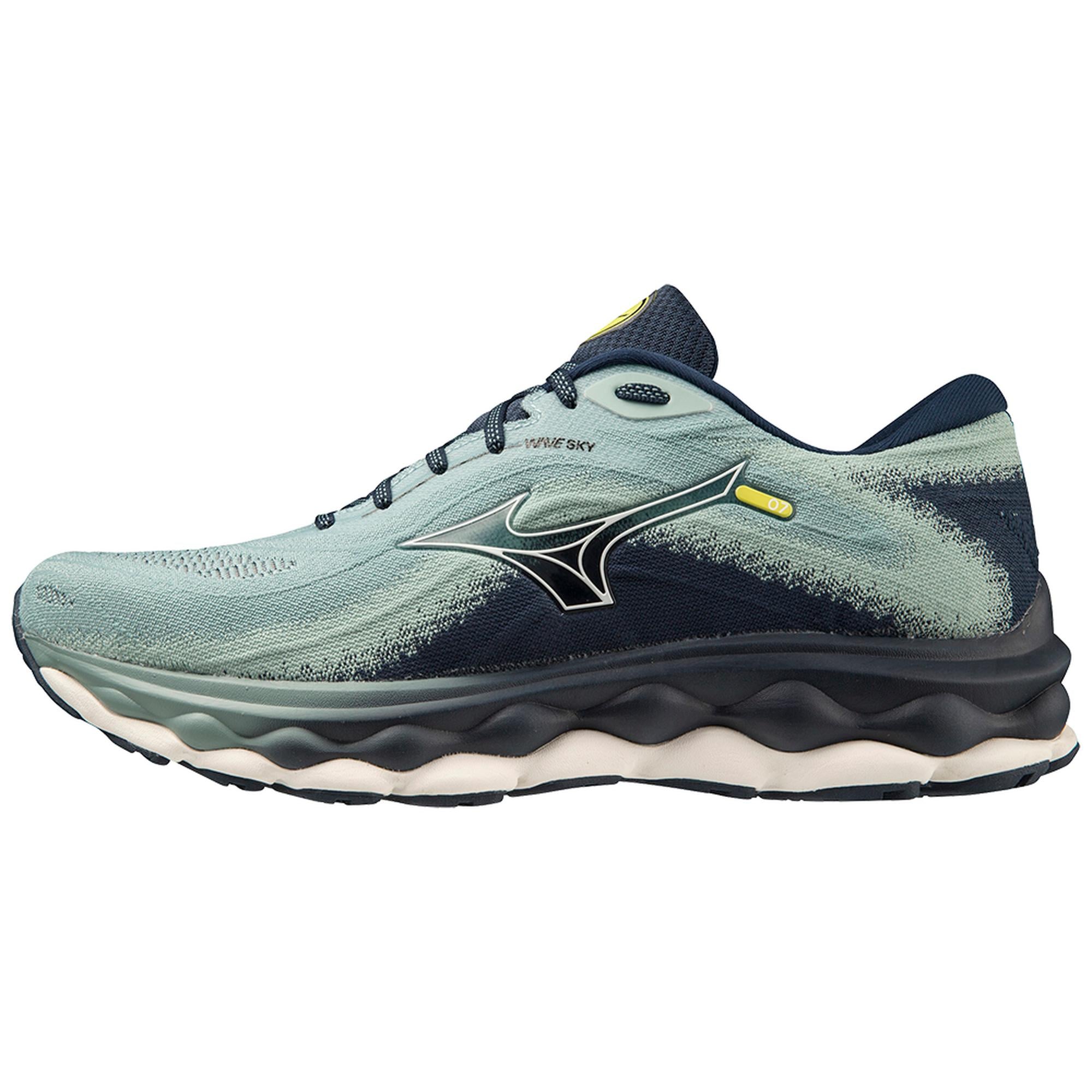 Men's Wave Sky 7 Running Shoe