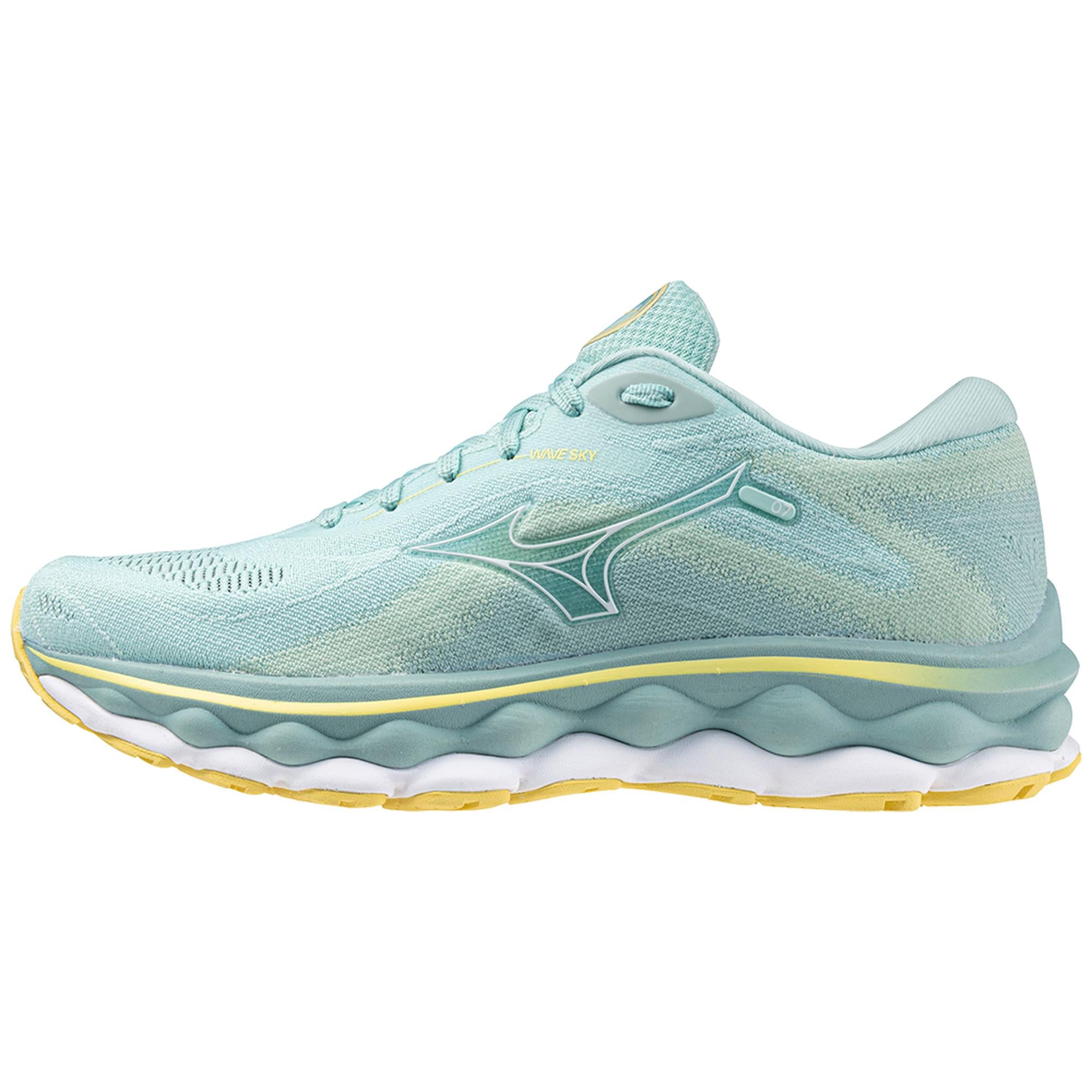 Women's Wave Sky 7 Running Shoe