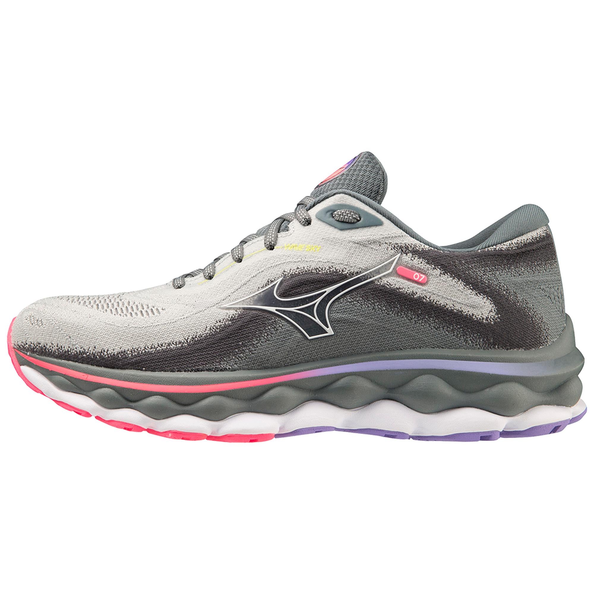 Women's Wave Sky 7 D Running Shoe