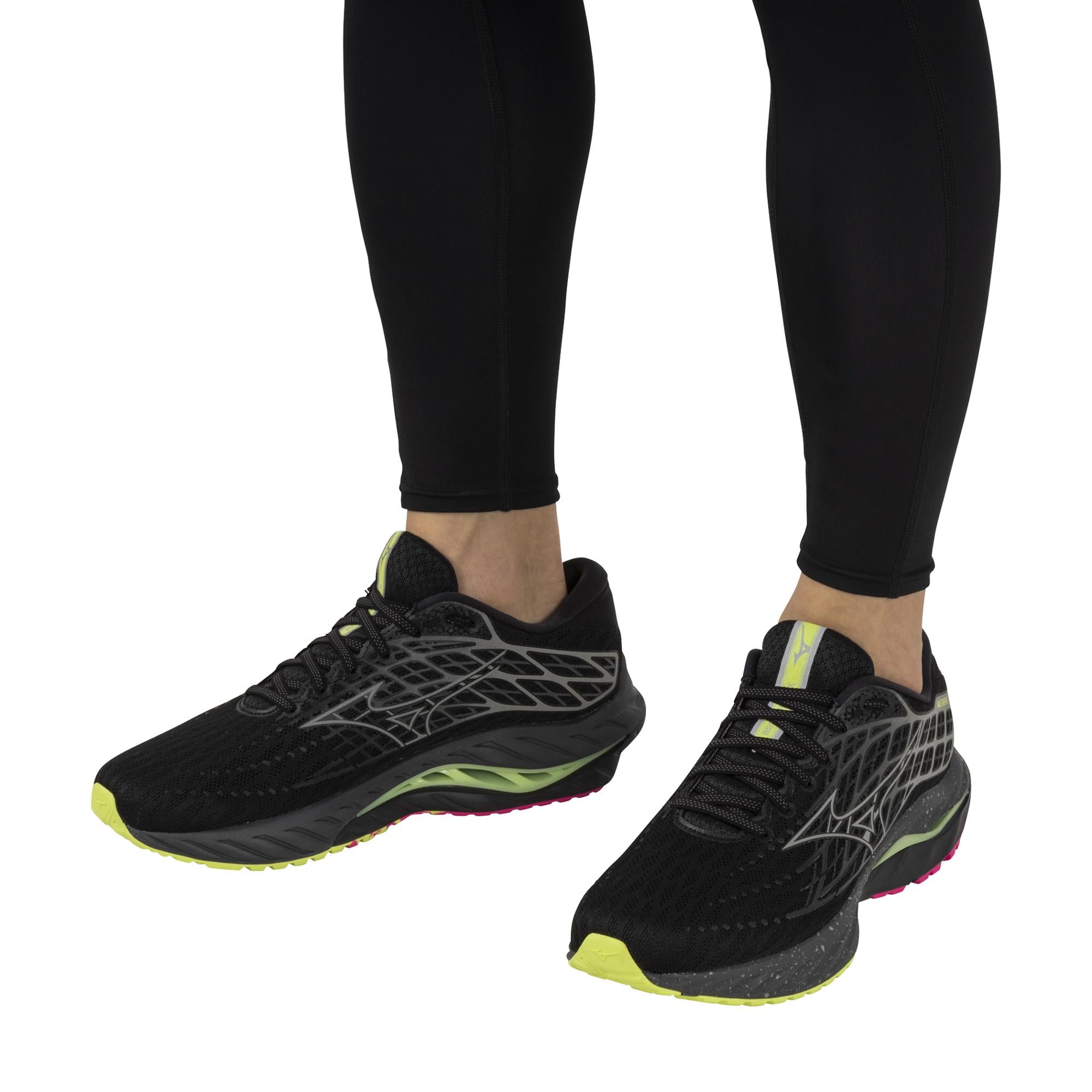 Men's Wave Inspire 20 Running Shoe, Energy in the Dark Pack